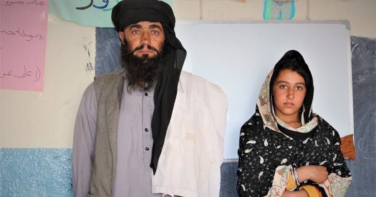 Afghan Father Travels for Miles and Waits for Hours Every day to Educate  Daughters