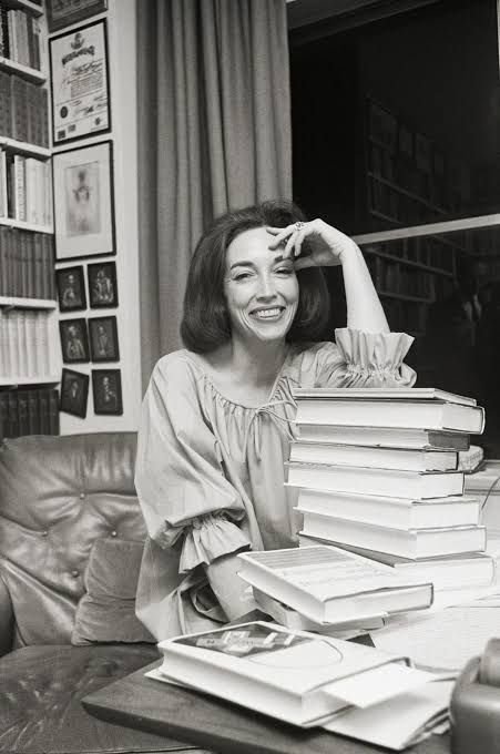 Helen Gurley Brown, longtime Cosmopolitan editor, dies at 90 | South China  Morning Post